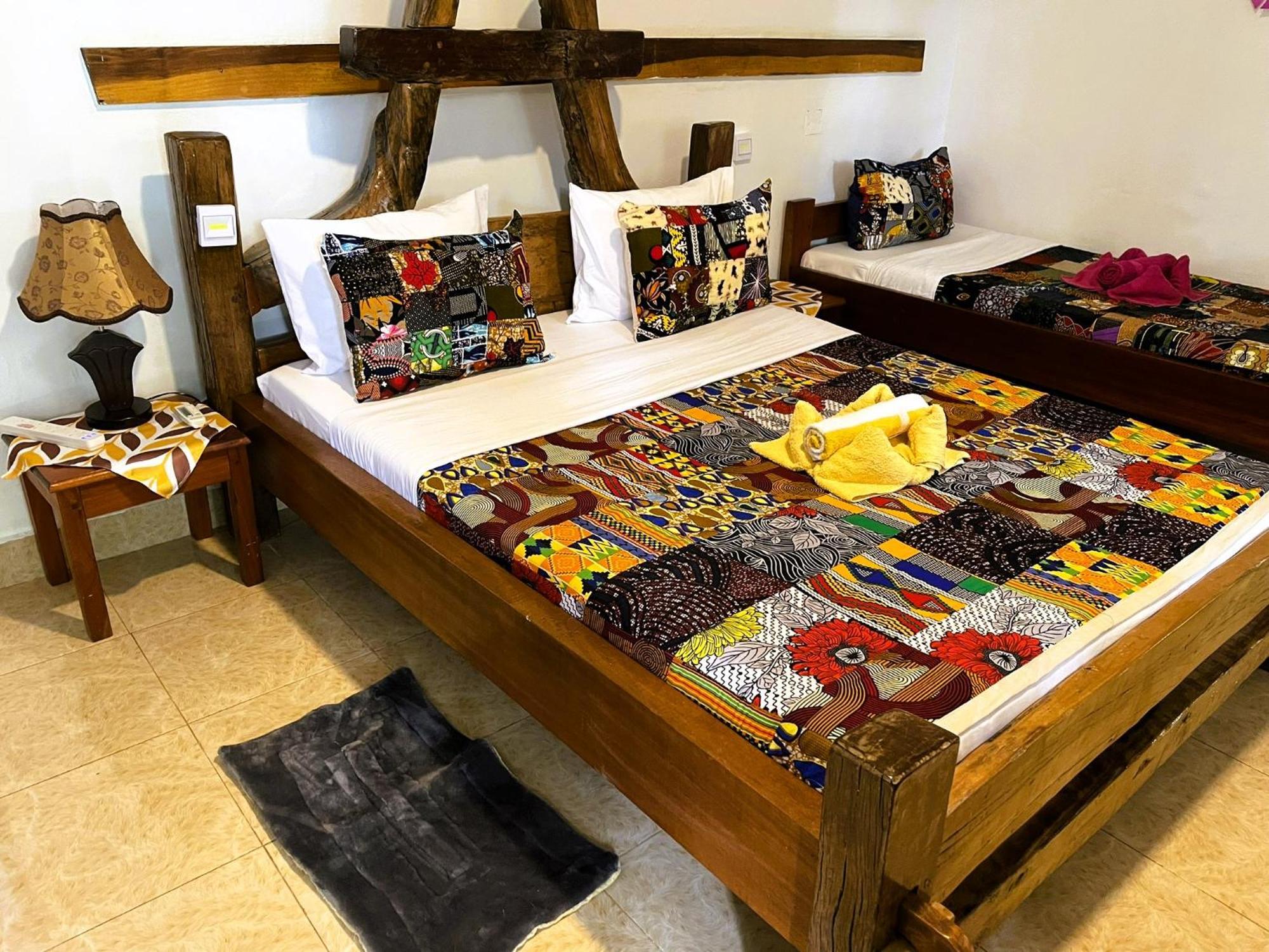Home Feeling Neneu Lodge Moshi Zewnętrze zdjęcie
